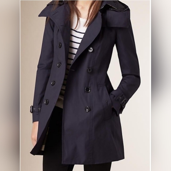 Burberry Jackets & Blazers - Vintage Burberrys Wellesley Trench Coat Blue Nova Check Size Medium Original!